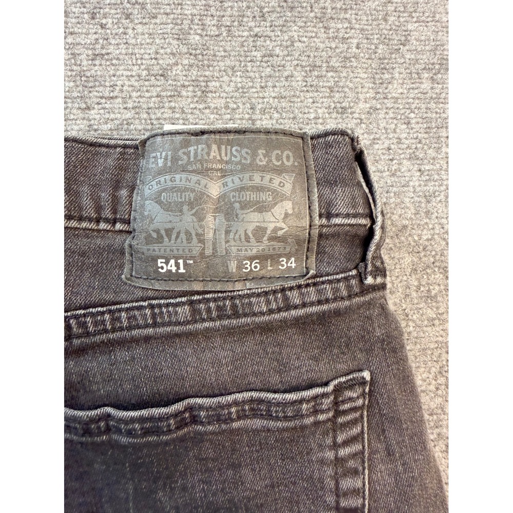 Levis 541 Athletic Taper Jeans Mens 36x34 Faded Black Grey Denim Workwear Pants - Picture 3 of 8